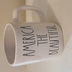 BN Rae Dunn "America The Beautiful" Mug